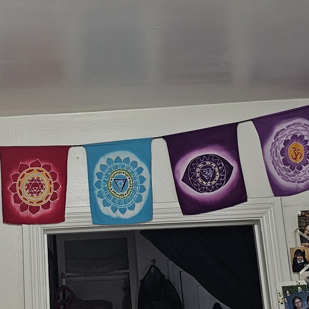Chakra Flag Line - Picture 3 of 5